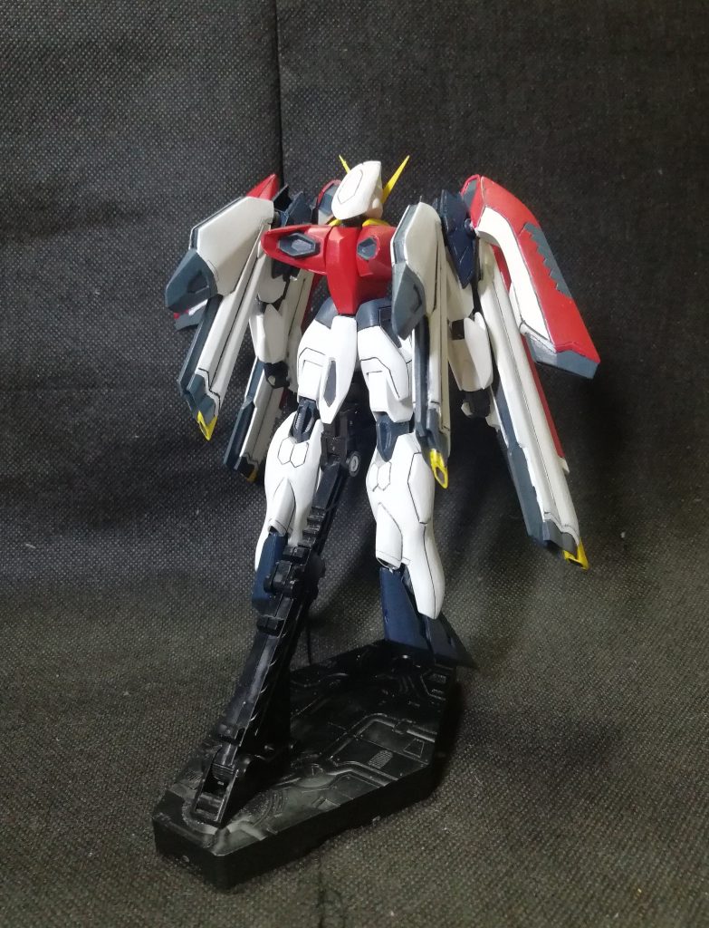 B-CLUB 1/144　フェニックスガンダム–3枚目/制作者：ブール