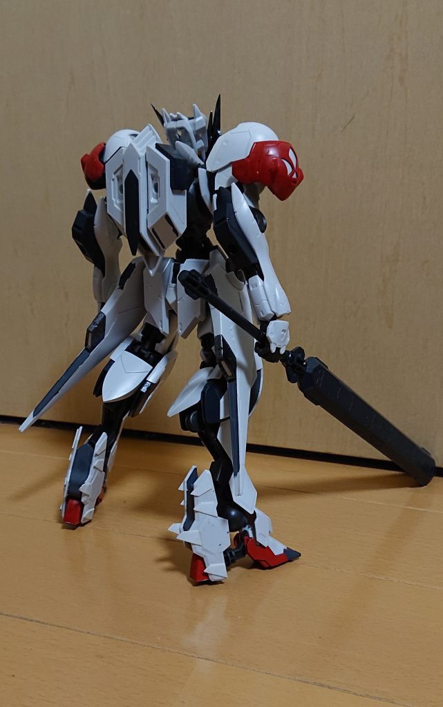 少し強めにスミイレをしております