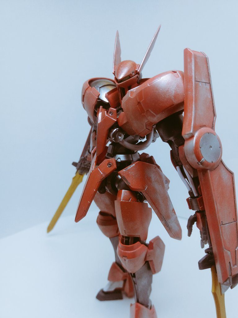 機体全体にはウェザリングを施しています。