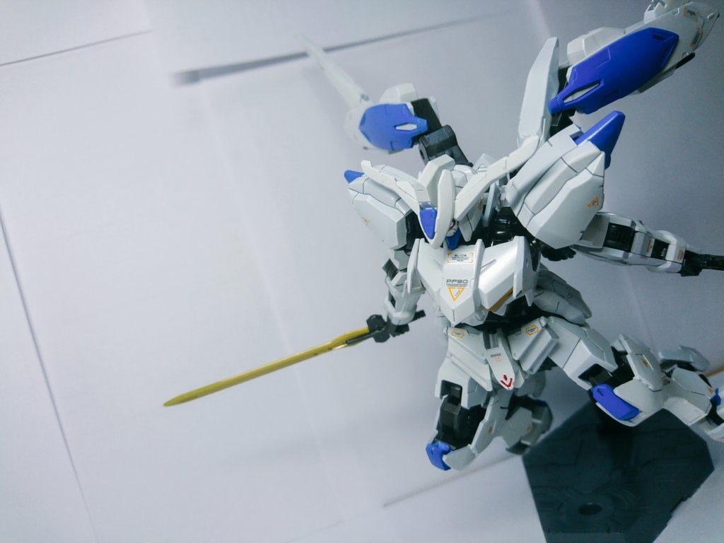 ガエリオに勝てる速そうなバエルを目指しました