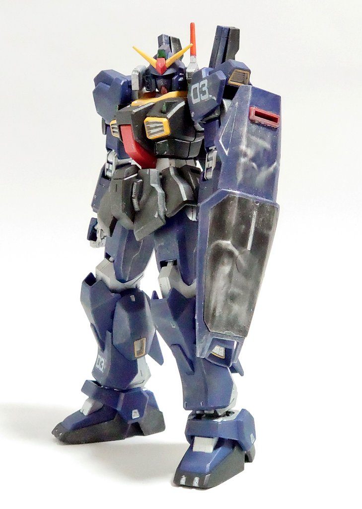 シールドをライターで炙ったら良いダメージ表現出来るかな？と思ってやったんですが、あまり効果はありませんでした。