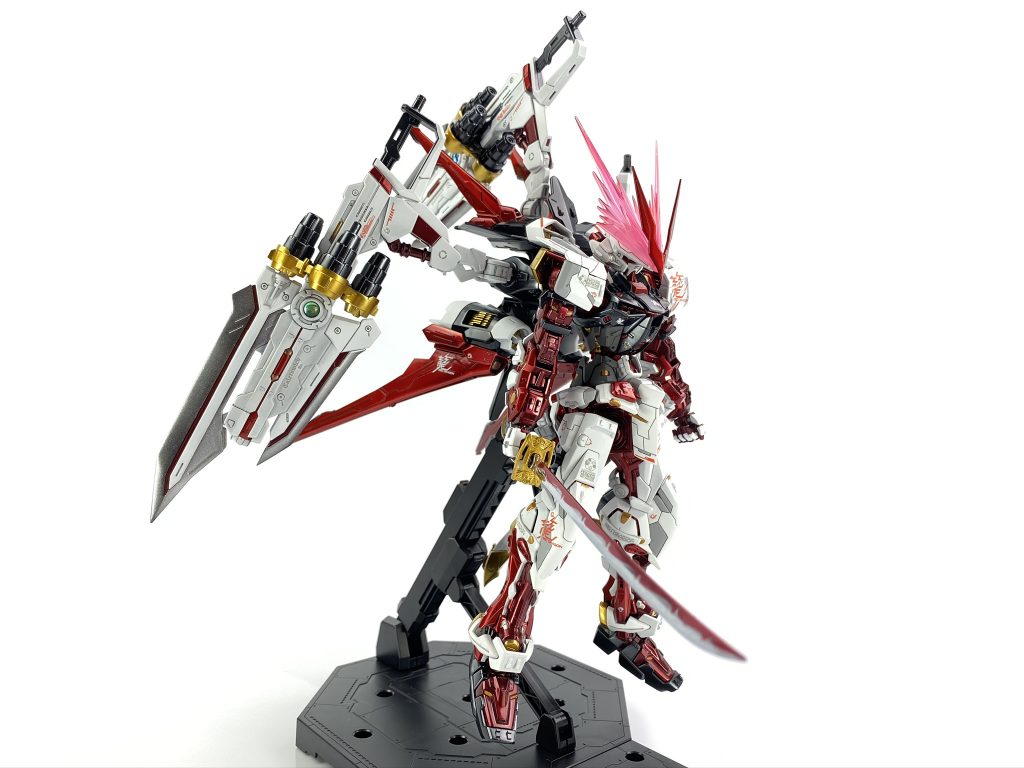 アストレイレッドドラゴン–5枚目/制作者：@katuo___