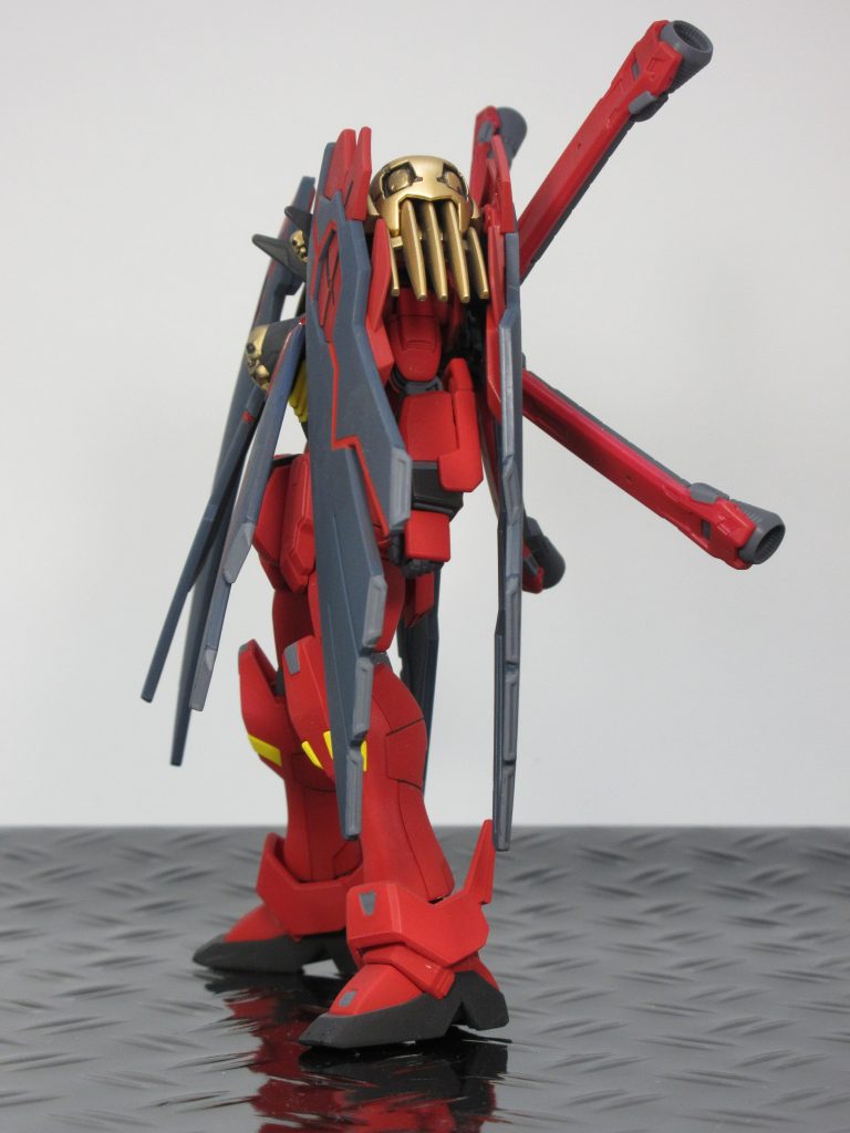 宝鐘マリン専用クロスボーンガンダムX1フルクロス–3枚目/制作者：萩原悠