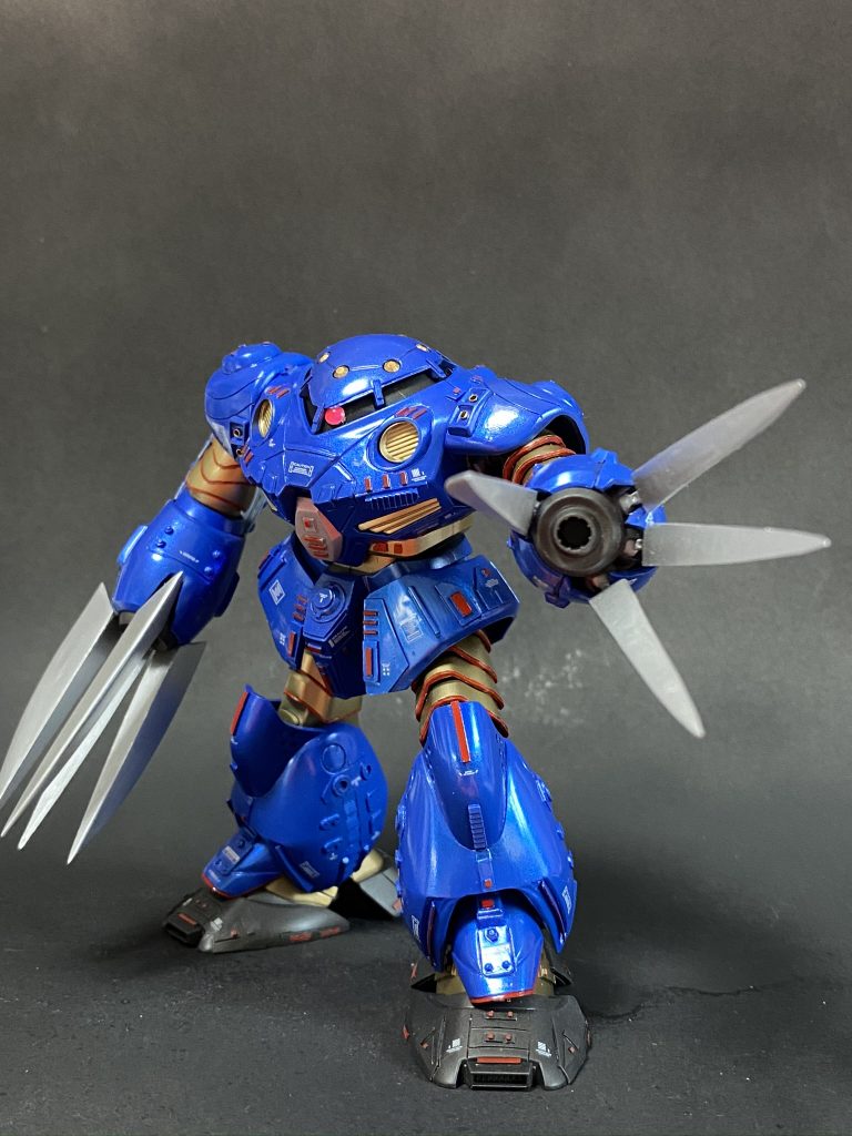 爪、腕を大きくしてます