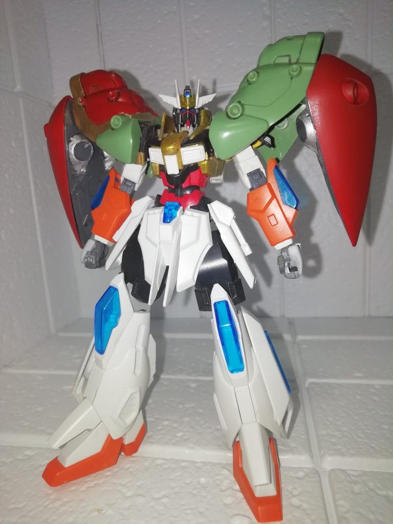 こちらが作業前。もう中途半端に塗ってますが、個人的にはSDノイエ・ジールの肩がハマるのは会心でした…！