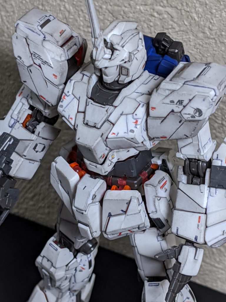 全体的に白いユニコーンモードはパステルシャドウがさらに映えますね。