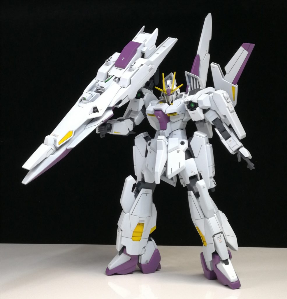 センサーユニットとシールドを組み合わせてFAZZのような構えにも出来ます。