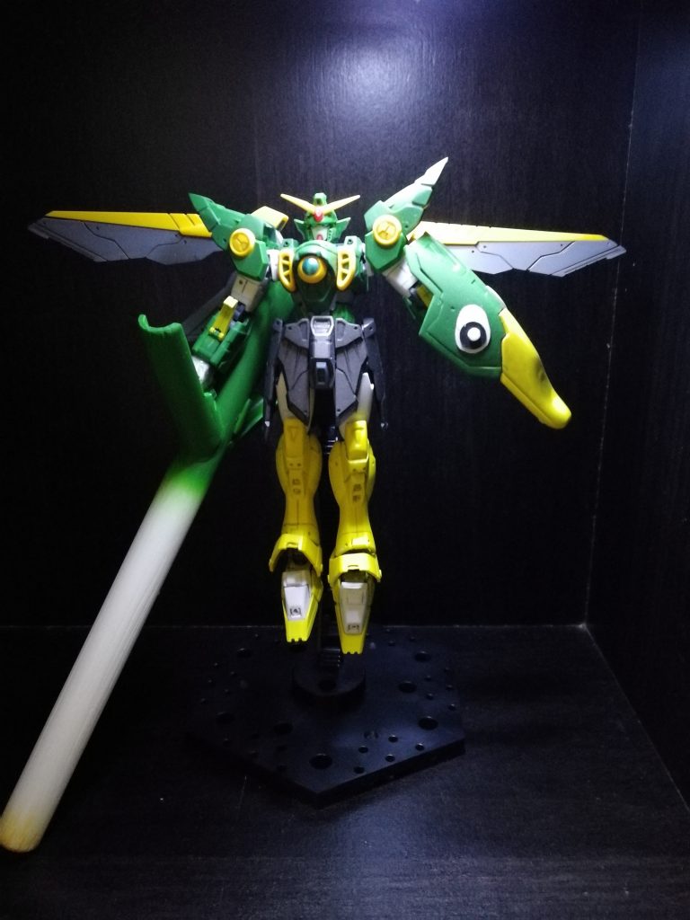 いつものポーズ。たいした工作してなくてすみません