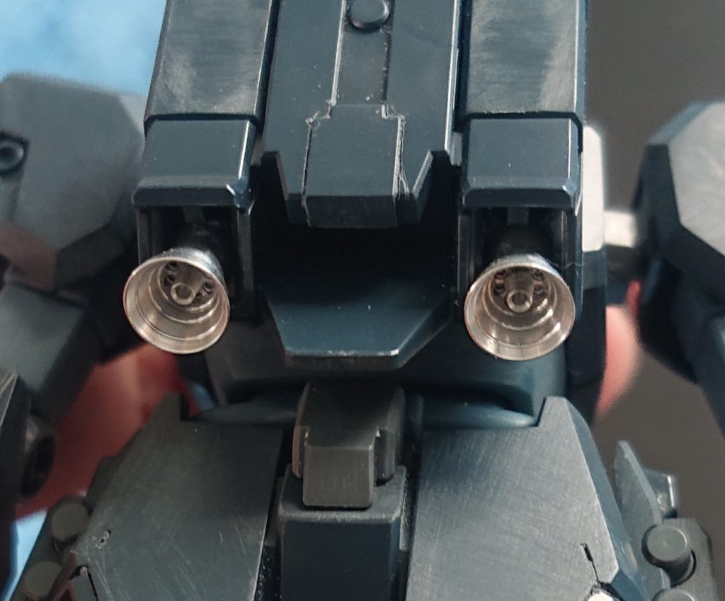 スラスター
元のパーツが少しディテール少なく見えたので、置き換えてみました。ノズルも付けたところが気に入っています。