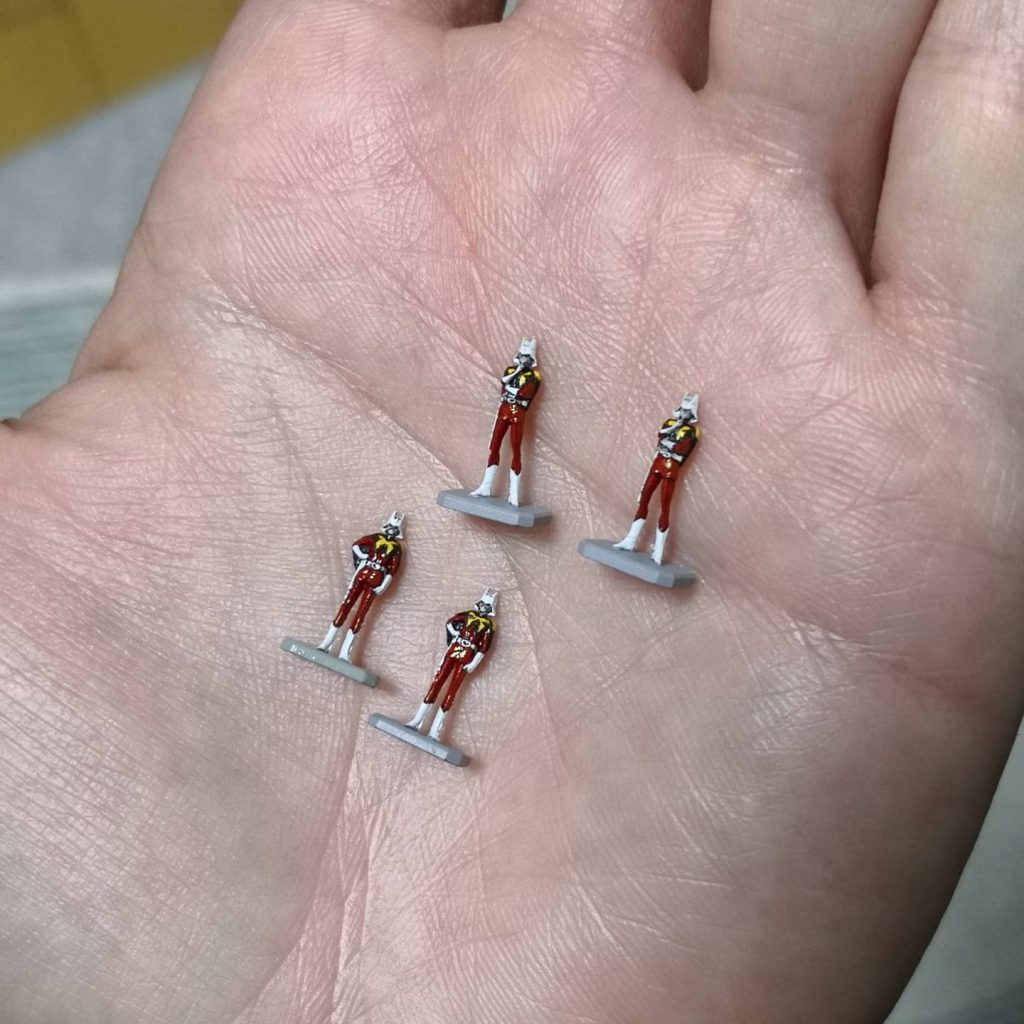 4体のシャア・アズナブル–3枚目/制作者：Ver.k