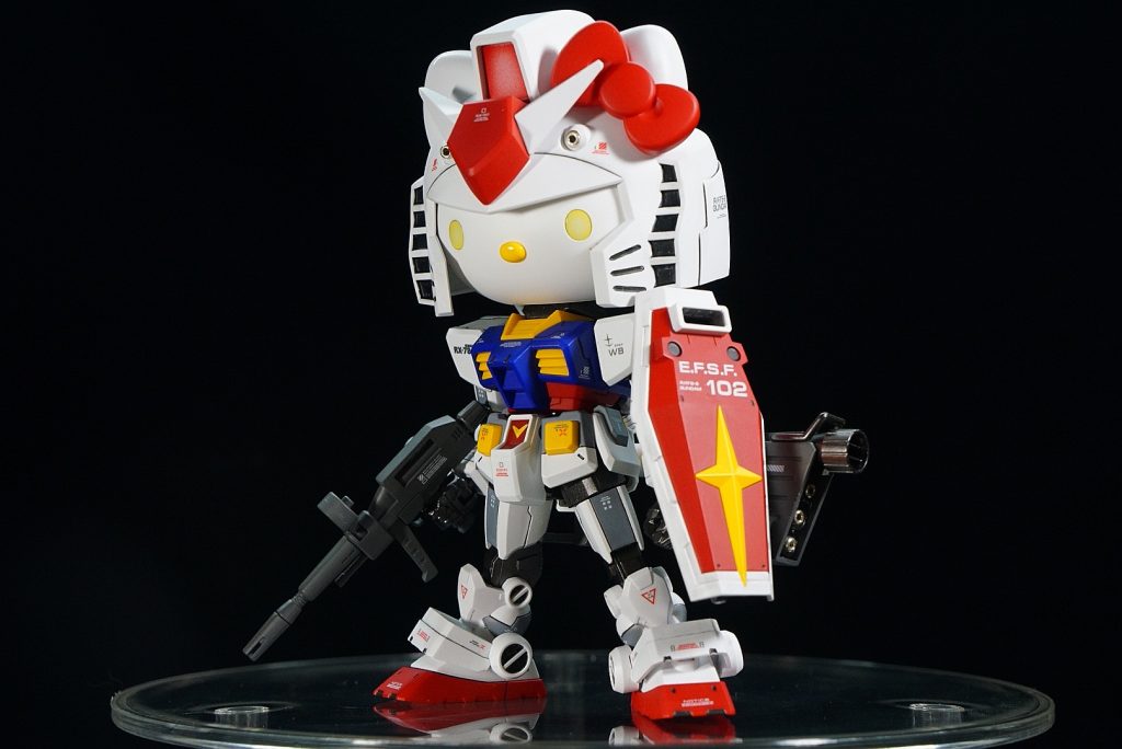 キティヘッドはほぼキットそのまま。
ガンダム部分は、付属のEXスタンダード、クロスシルエット、HGUCを使用してます。