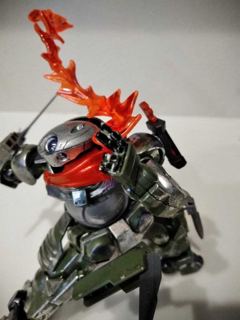 平手を印を結ぶ手に加工しました!
これだけで雰囲気が変わりました!!