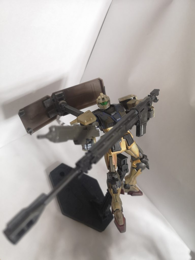 両腕の前出しやのけぞりのポーズも問題なく出来ます。