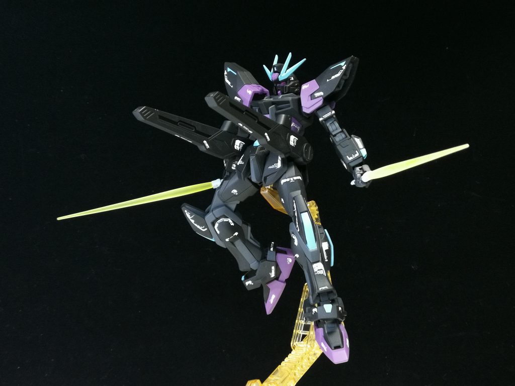 ·プラズマ収束ビーム砲
フリーダムと同等の物を標準装備。