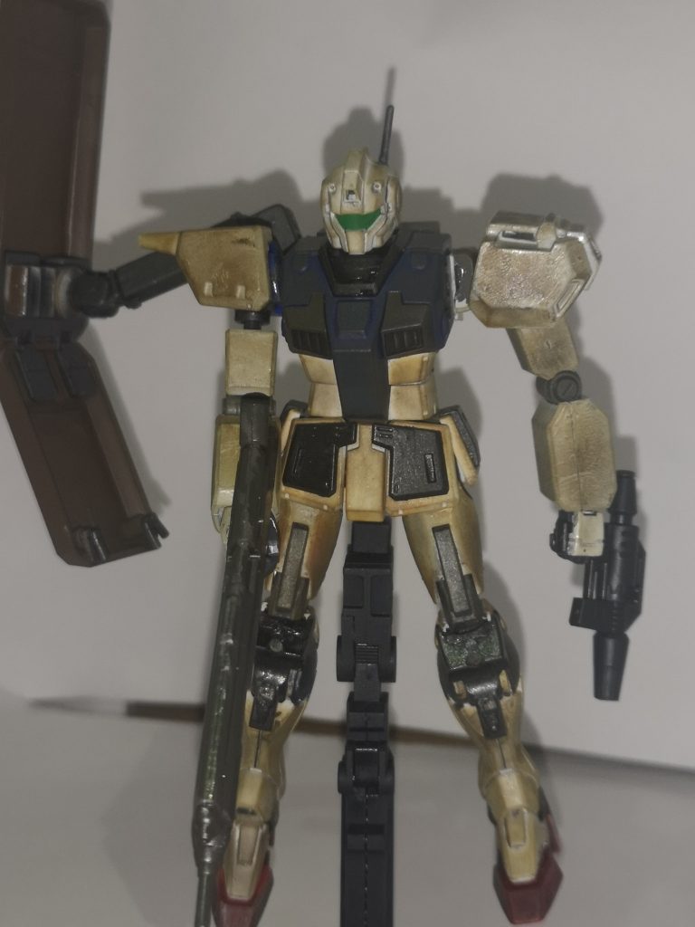 全景
ボディはジム・ガードカスタムを使っています。
パーツ毎に汚しを変えているのですが、スマホのカメラだとうまく反映されなかったです。