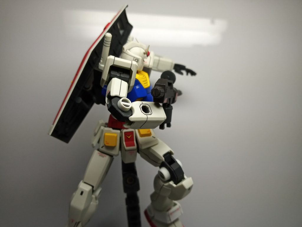 HGガンダムリバイブ–2枚目/制作者：Hattori0614