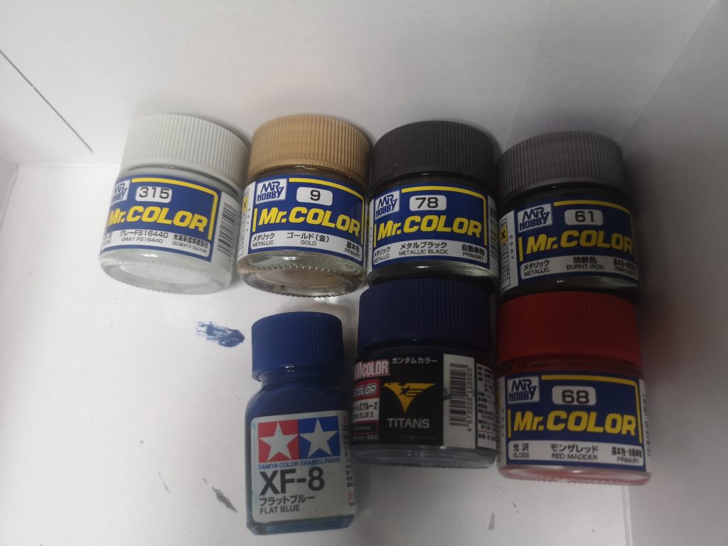 使った色
つや消しは吹いていますが、墨入れはしていません。