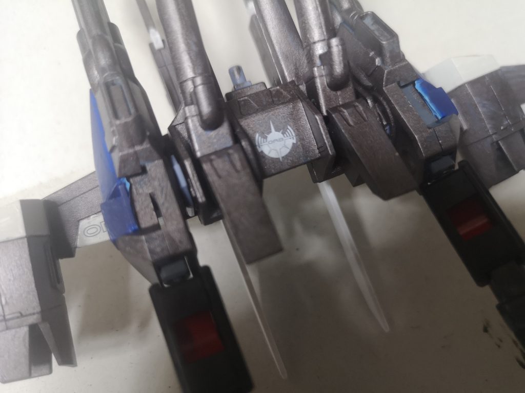 IWSPのここにキャノンを貼付けています。
他の部分はすべてポリキャップ等で組み合わせています。