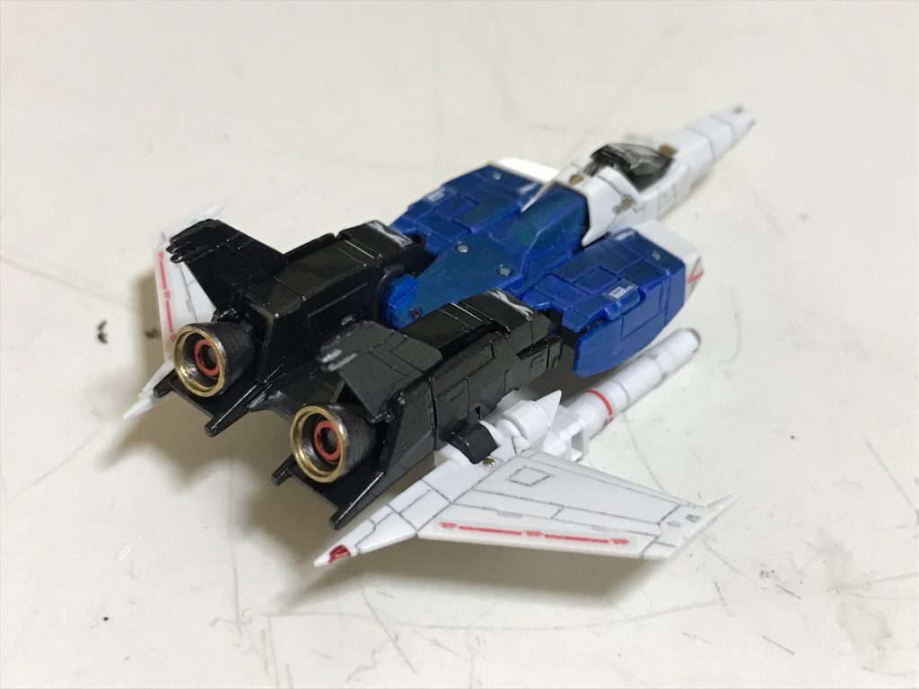 コアファイターから作り始める手順というのは初めてでした。でもおそらく、お腹の中に入れっぱなしで、この姿は二度と見ないことでしょう。