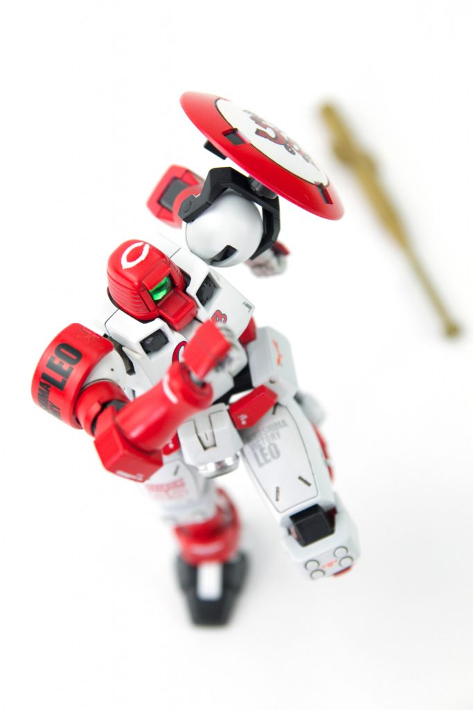 抜群の可動は走攻守の表現にピッタリ