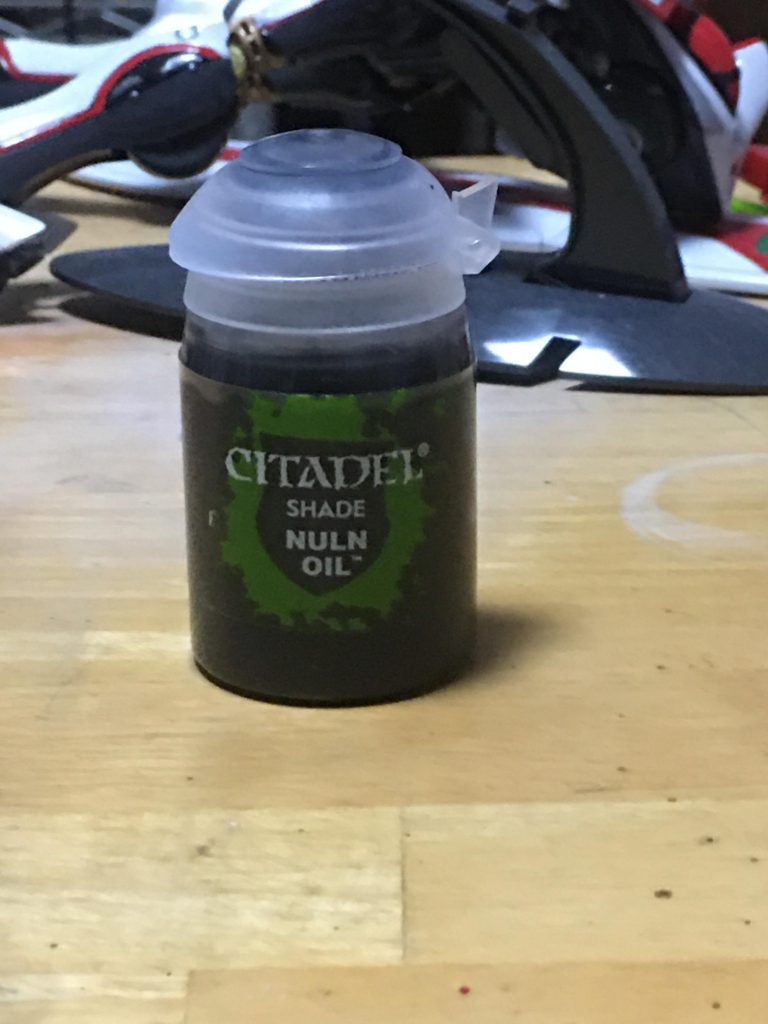 今回始めてシタデルカラーを使ってみました。ウォッシング用の塗料があるのは良いですね~