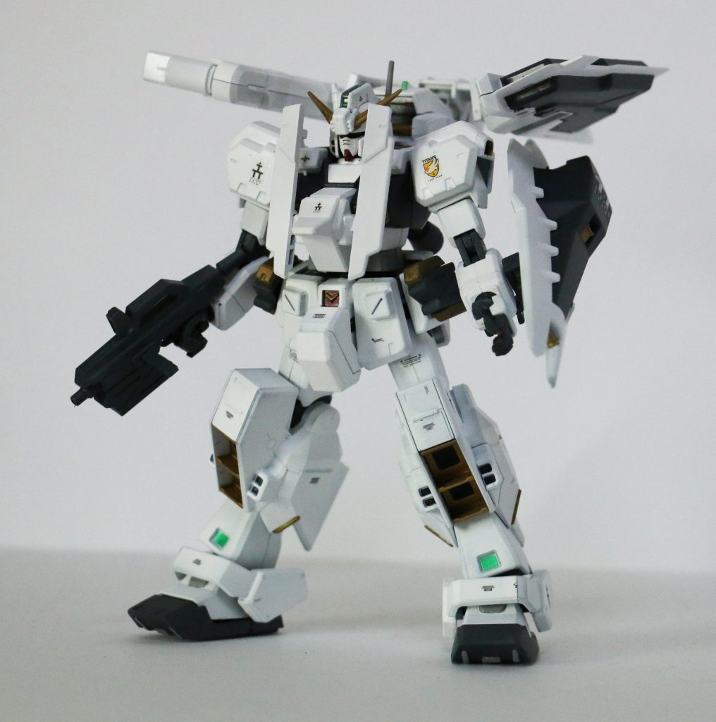 正面です。実はヘイズル2号機をベースにしているのでアンテナが付いています