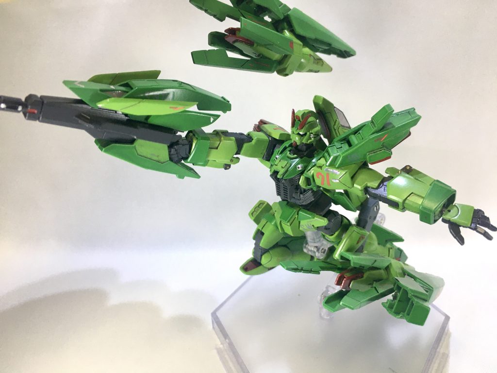 V.S.B.R撃ち
F91の特有のジェネレーター直結からの強力な一撃をシグマシスファンネルを放つことができる。ファンネルとして使用することも可能である