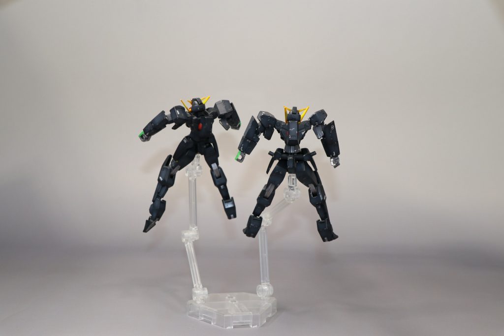 なんでわざわざ２個セットなのか…、それはバンダイさんのあざとい売り方のせいだったりします。