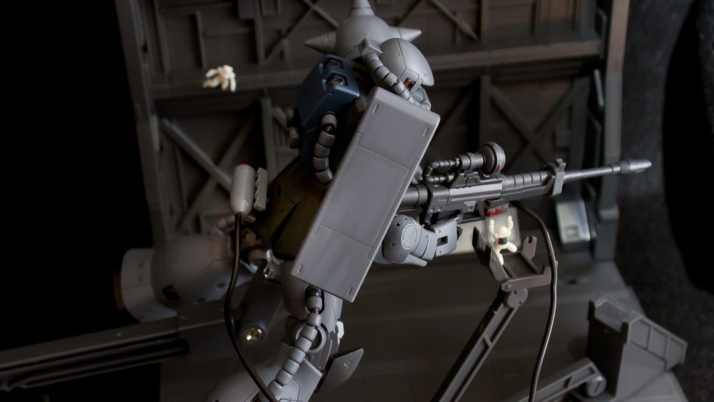 ザク2 ジオラマふう（３月９日はザクの日）–4枚目/制作者：SHOT