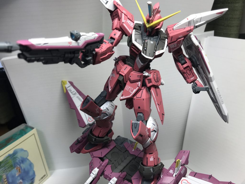 ファトゥムに乗るのは楽ですが、台座に刺したままなのでとんでもない高さに…！！
高すぎて色々映っちゃってますね、、、、