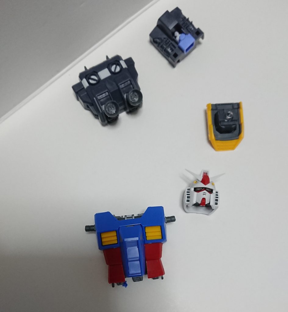 LEDユニットが手に入らず、長期間放置。
動く実物大ガンダムの計画を機に製作再開。