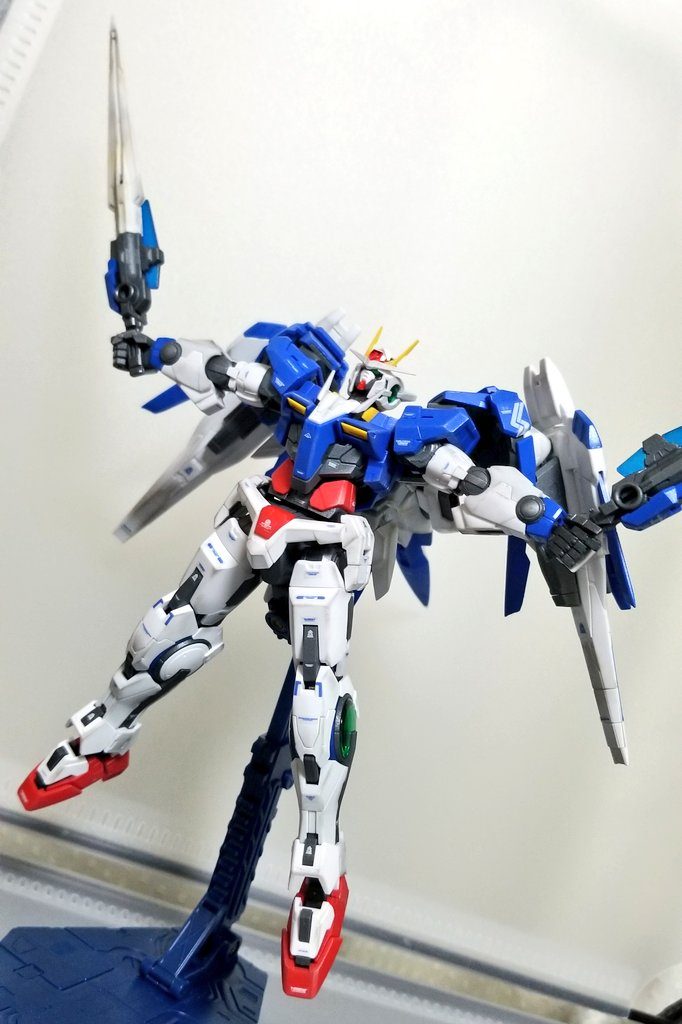 ダブルオーガンダム–5枚目/制作者：ちょむ