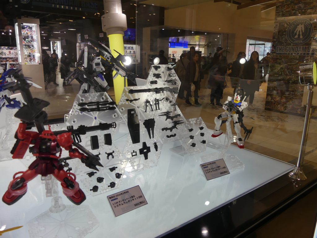 気がついたら前回から2週間経過していました。この間*リアルが地獄*だったこともあり投稿もままならず。ブログの方でハロ祭り(前編・後編)もしていたためこんな時間に。申し訳ありません。はじめにお知らせです。2週間待たせたお詫びも兼ね、Pixivの方に小説パートの「特別出張版」をアップしました。現在展開中の「Re:RISE」編、EX27からスタートした謎の通信障害のくだりをまとめた特別編です。アルザスのリアルネームを初めて書いたりこの先の展開がちょっぴり早く解ったりとか。時間がある方はどうぞ。