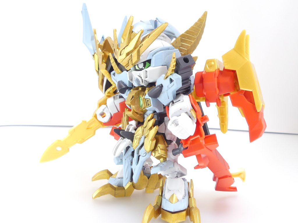 アヴァランチサダルスランダーだ（サダルスについてはEX21参照）。ヴァルキと一部パーツは共有しているのでこんな感じに。脚部は若干やっつけ。