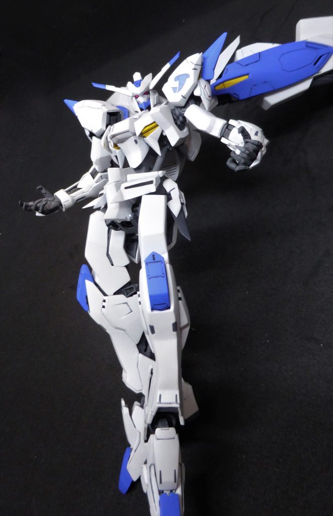 お馴染みポーズですが、かなり劇中イメージに近くなったかと