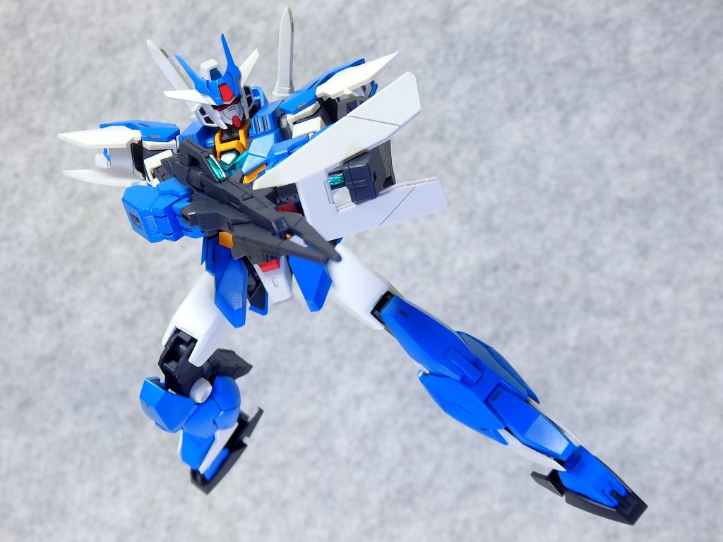 ~ACTION 3~
ビームライフルとシールドの合体ギミックです。
以下製作工程の写真やカラーリングデータになります。