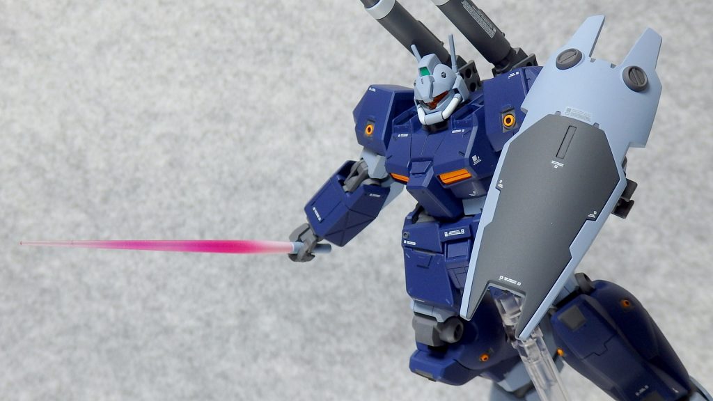 ~ACTION BEAMSABEL~
ビーム・サーベルのエフェクトパーツはグラデーション塗装を施しています。