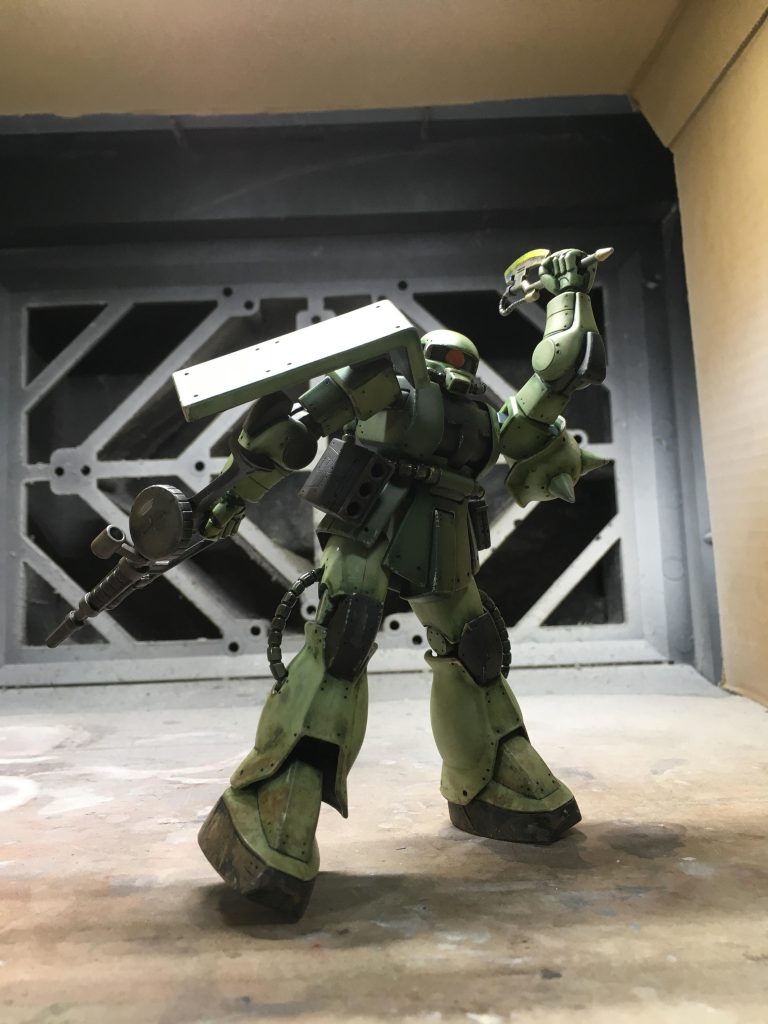 ZAKUⅡ 量産型 HGUC040–4枚目/制作者：石井真幸
