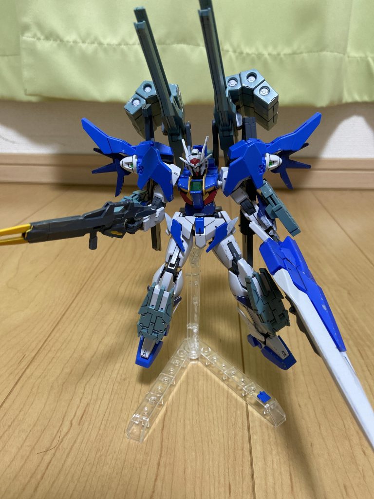 ゴテゴテしてポーズとらせにくい