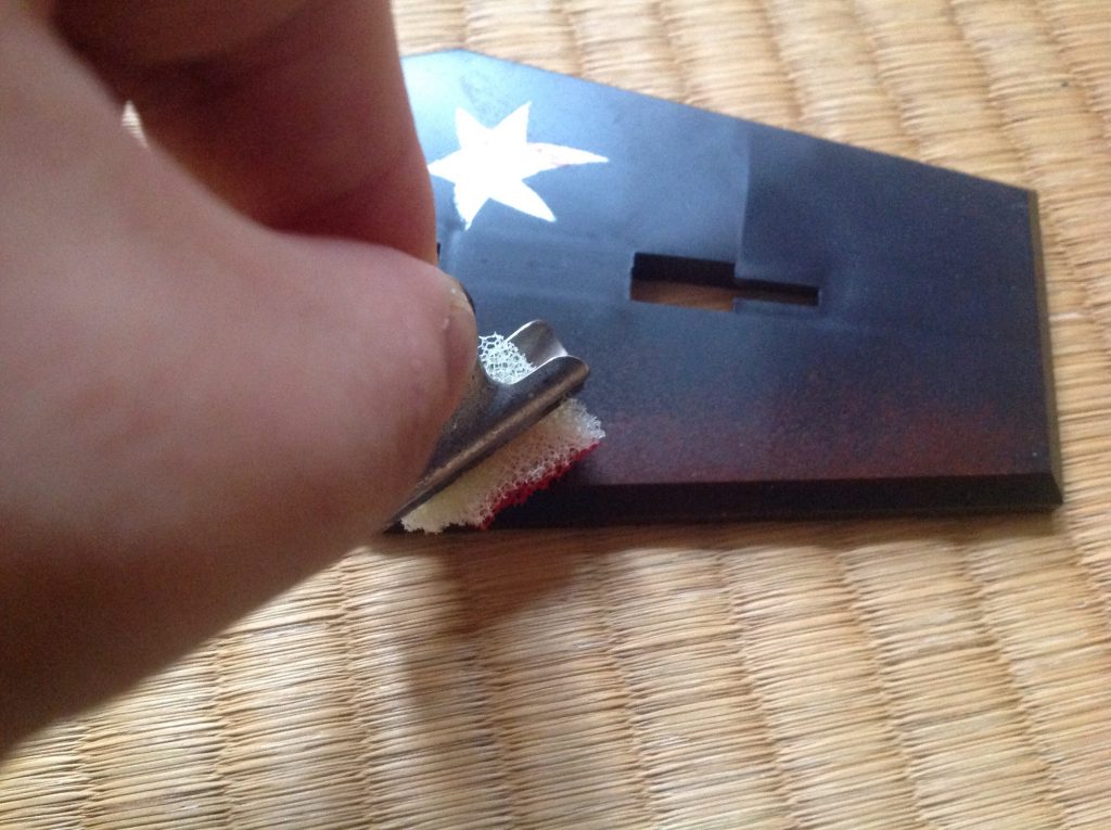 スポンジチッピングの要領