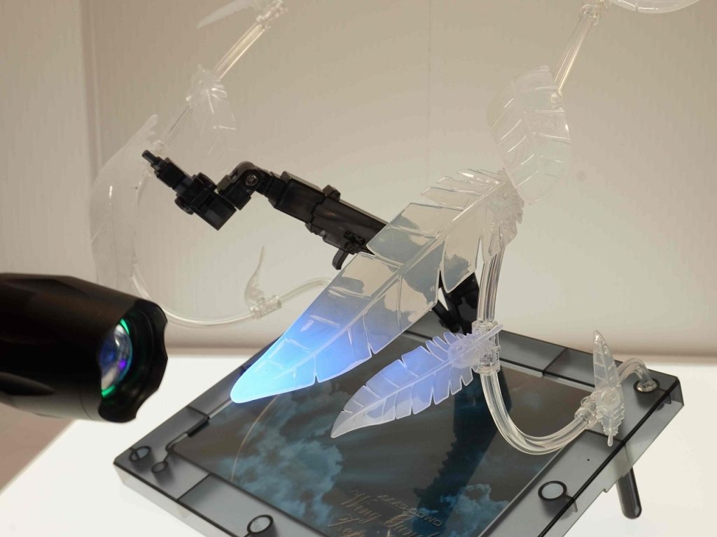 UVライトに反応