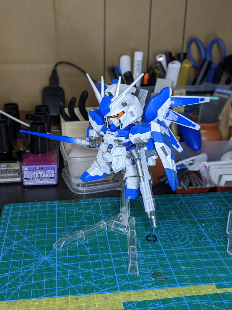 塗装、墨入れ後。組み直したときに右足のつま先を塗り忘れていることに気づきました…