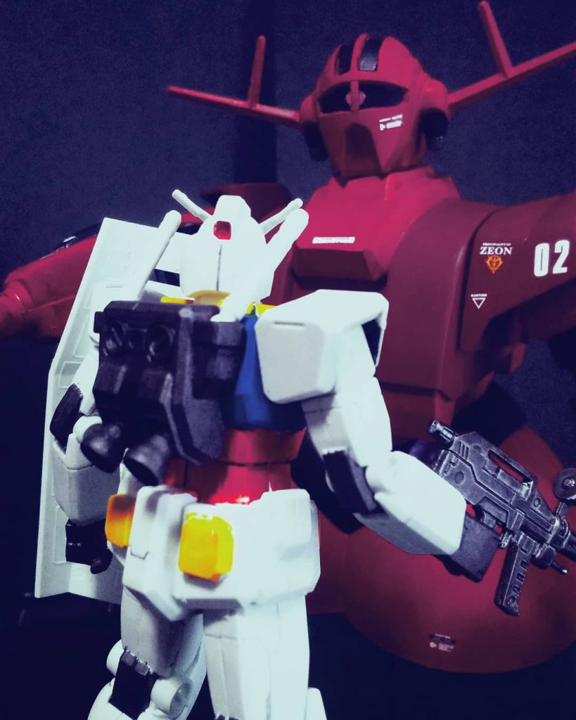 色味は違いますが、TV・映画のオールレンジ封じの場面です。