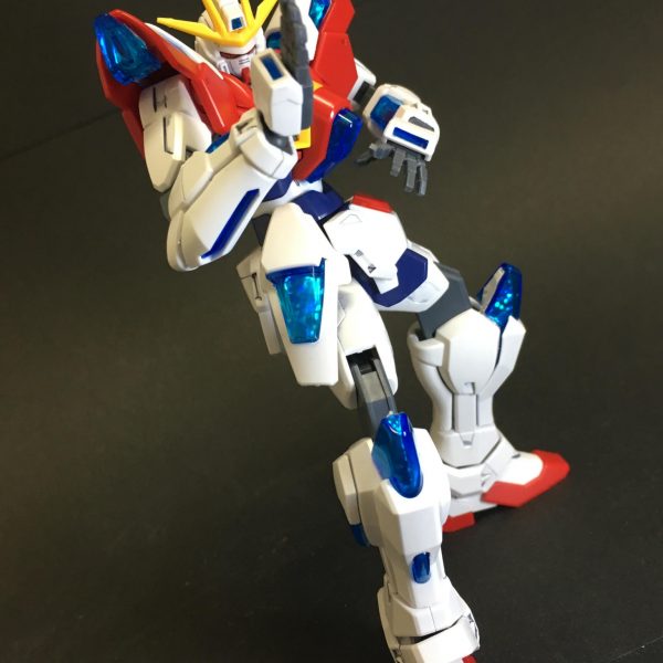 トライバーニングガンダム