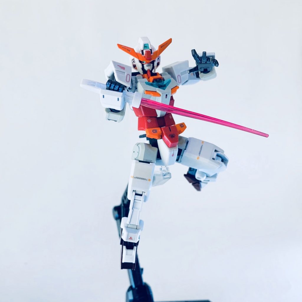 コアガンダムはよく動くのでポージングさせ易くて良いですね♪