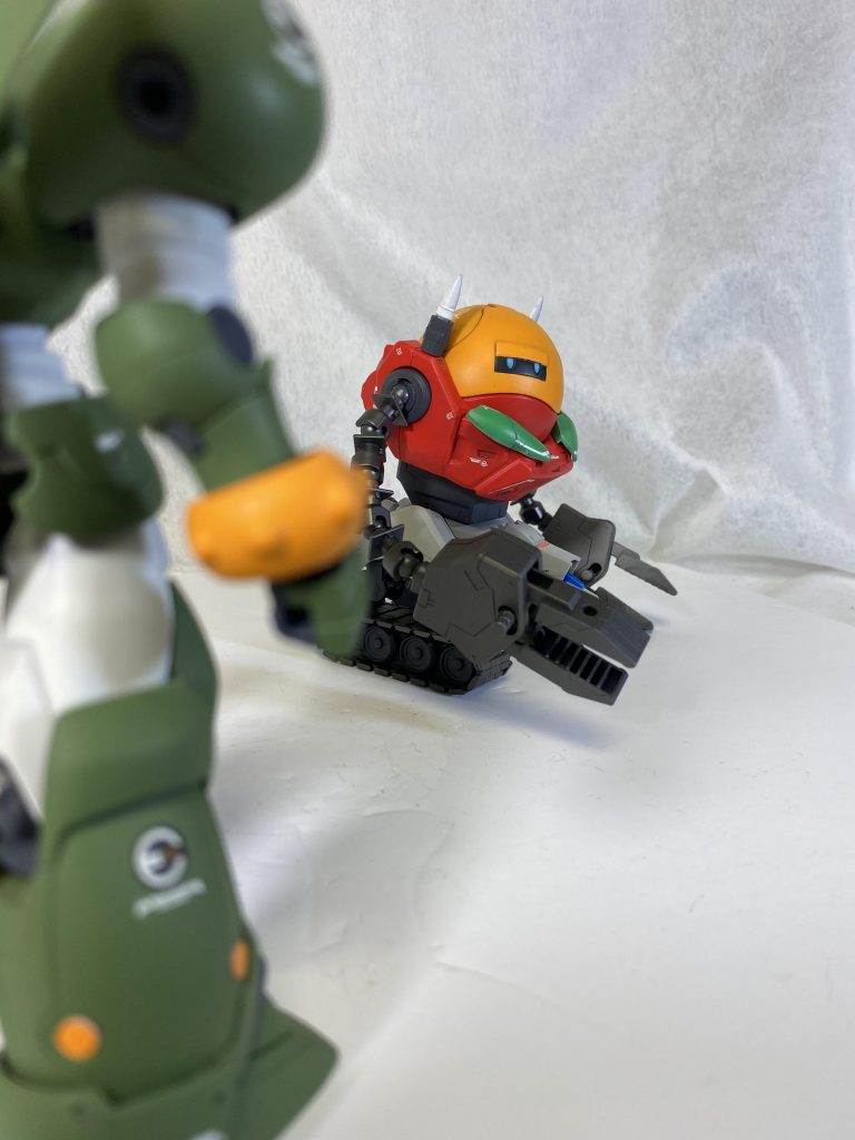 行くか…
謎のロボさん
「悪い事は言わん。やめときな。」
「あんたは…フッ、負け犬の言い訳など聞くに値 せんな、」
  「そうか…まあいい、忠告はしたぞ」