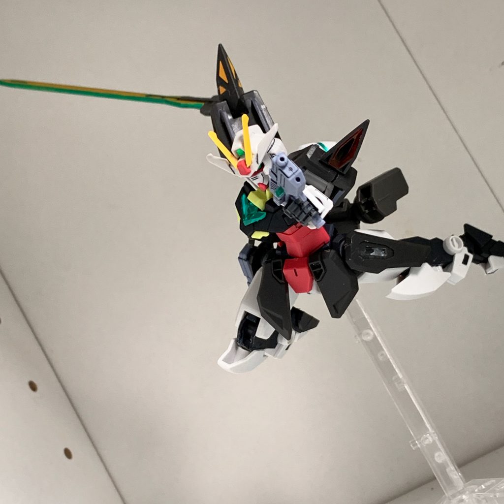 武装はGNピストルとバエルソードの刃をメタルグリーンで塗装したGNブレイドの2つです。