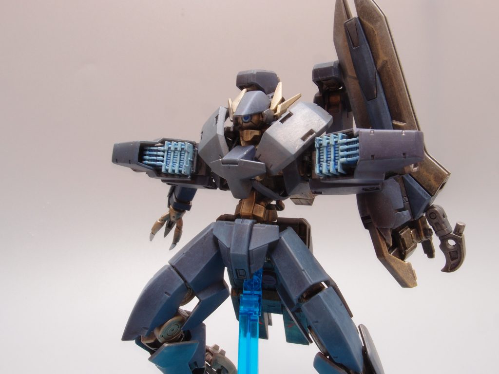 拡散エネルギー砲［セフィロト］
余剰エネルギーの放出機構を兼ねる。
飛翔体、ＭＷ等の小型目標の迎撃用。