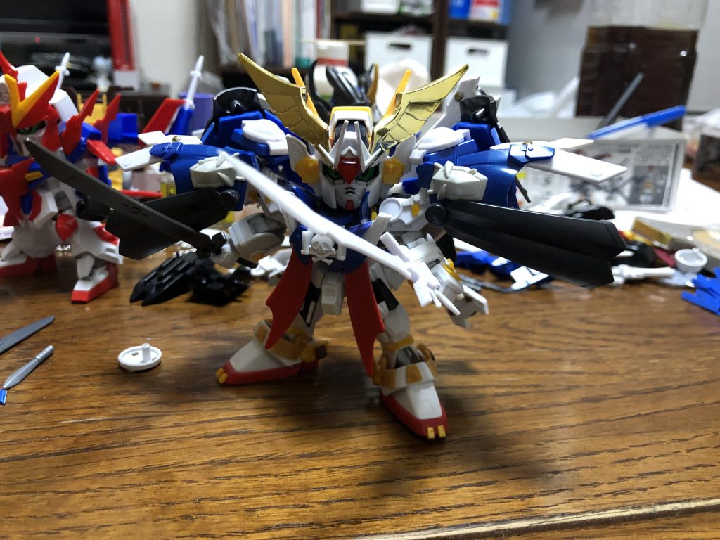 SDCSのダイバーエースのバックパックをマントにしてるのと、ボールデンのジョイなどを使ってここまで広がります。