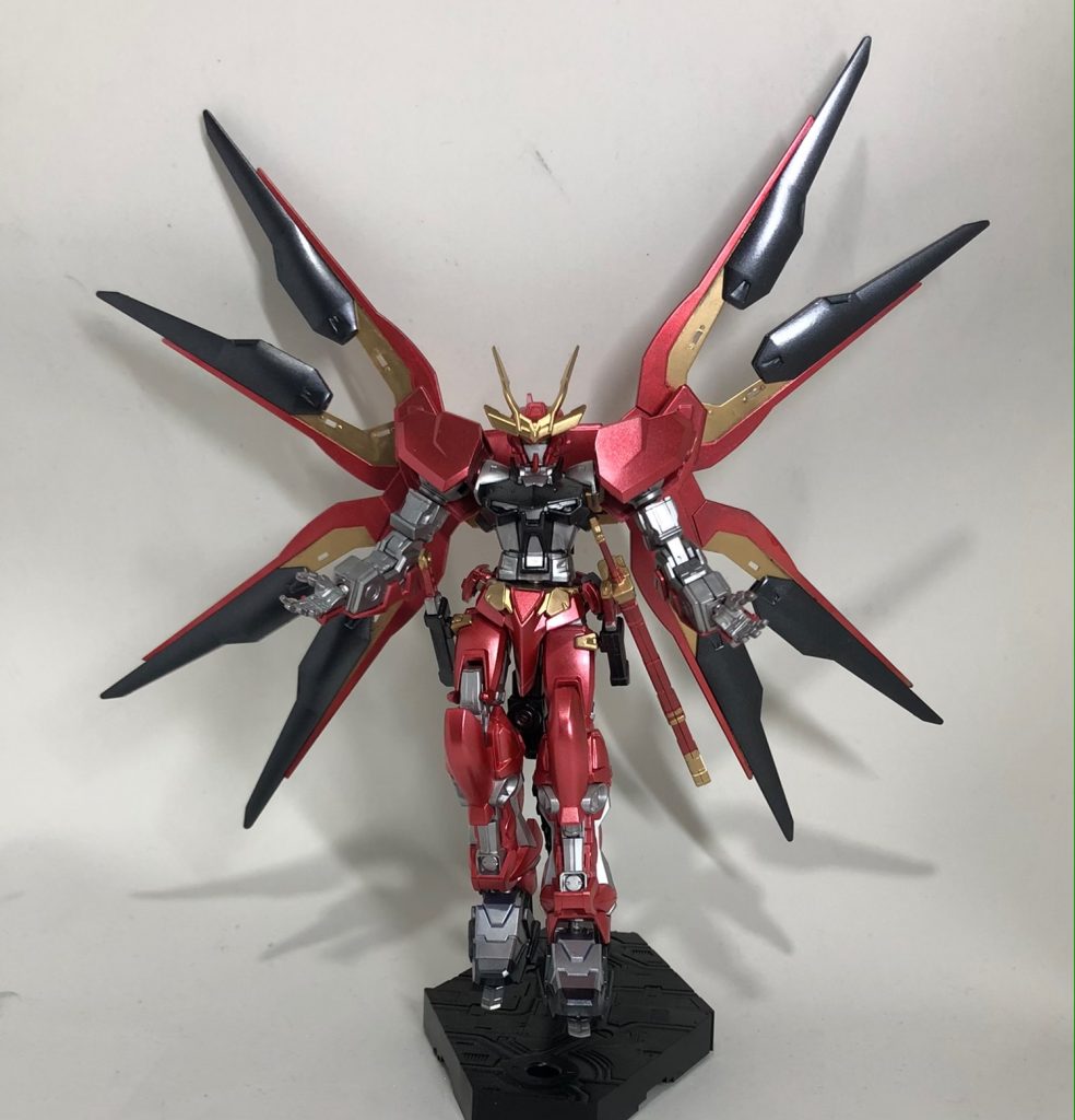 ドラグーンファング射出！　刃と名乗りながらファング(牙)なのはご愛敬。笑